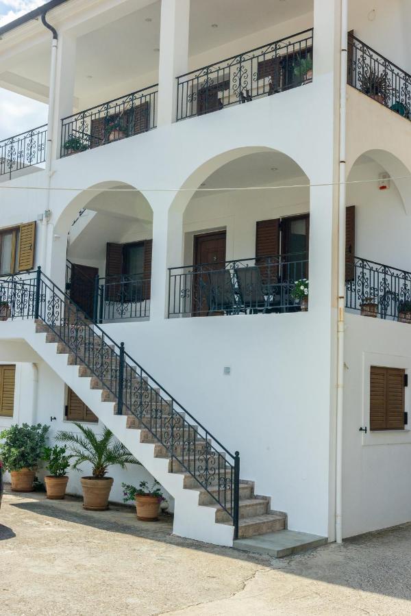 Katerina & Elia's Family House *